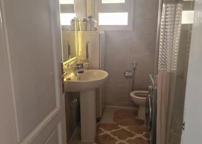 Apartment For Rent 2 Bed Rooms