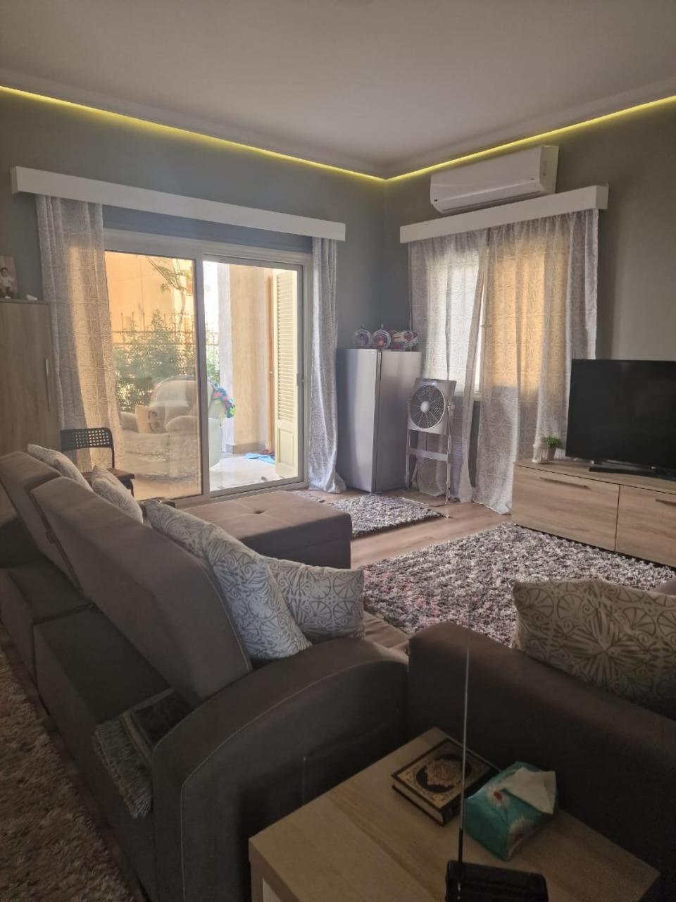 For Rent 2 Bed *