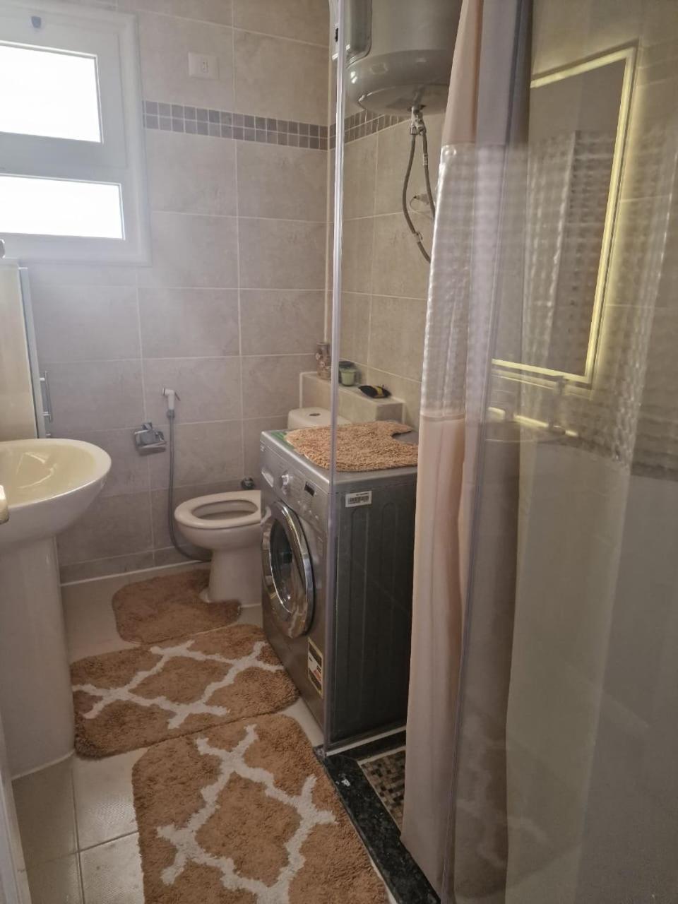 For Rent 2 Bed Appartement *
