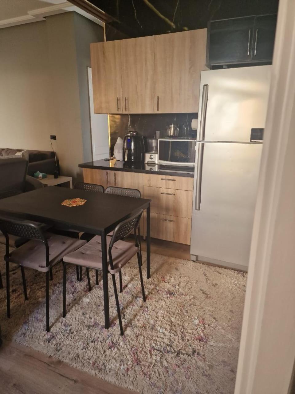 For Rent 2 Bed Apartment *